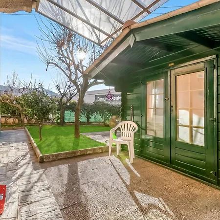 Apartment Butterfly Apartment: Maggiore With Balcony - Happy Luino